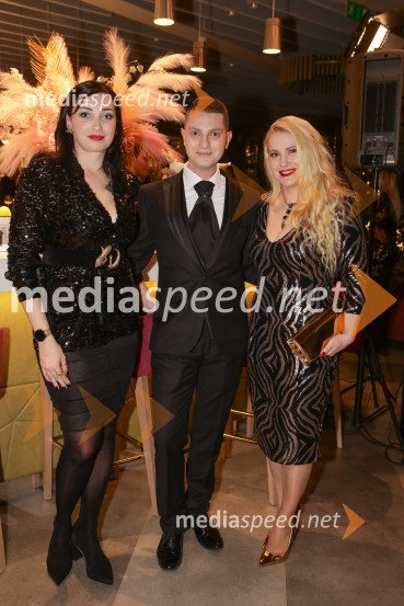  Ana  Cajhen, oblikovalka;  Damjan Murko, pevec;  Danica Lovenjak, novinarkaSlovenski influencerji na predstavitvi prvega instagramerskega hotela v Evropi