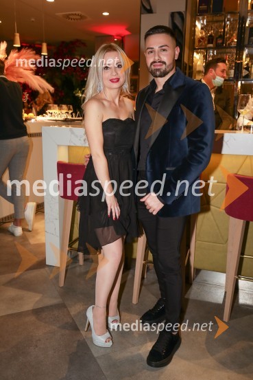  Nina Radi;  Vane TrajkovSlovenski influencerji na predstavitvi prvega instagramerskega hotela v Evropi