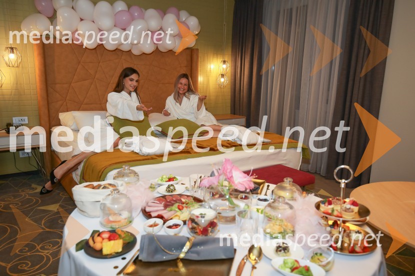 Slovenski influencerji na predstavitvi prvega instagramerskega hotela v Evropi