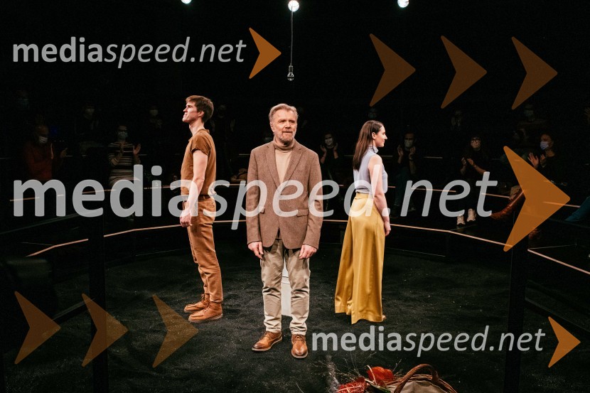  Urban Kuntarič, igralec;  Branko Završan, igralec;  Maša Grošelj, igralkaKlinc, premiera drame SLG Celje