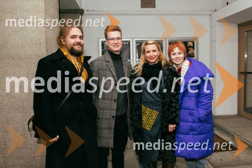  Luka Marcen, režiser;  Žan Brelih Hatunić, igralec;  Tatjana Doma, dramaturginja SLG Celje;  Lola DomaKlinc, premiera drame SLG Celje