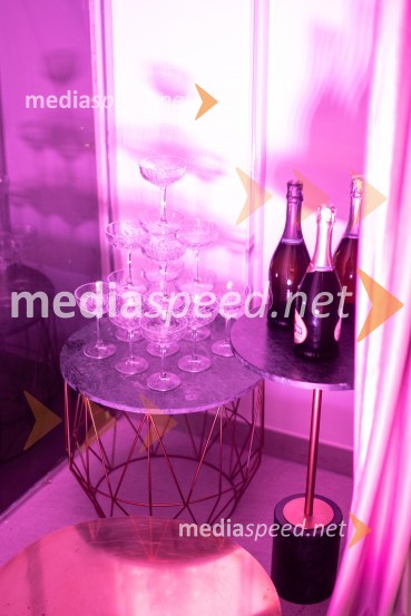 Vražja dama Gordana predstavila svojo kolekcijo Mistique