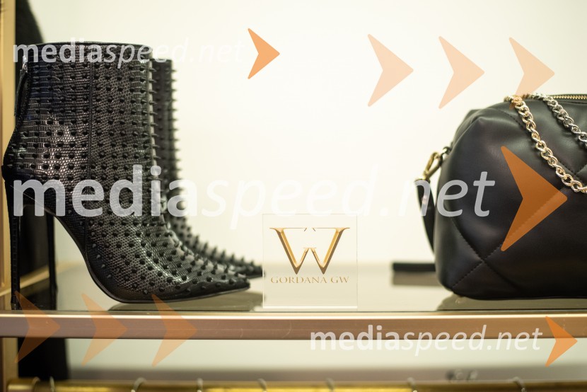 Vražja dama Gordana predstavila svojo kolekcijo Mistique