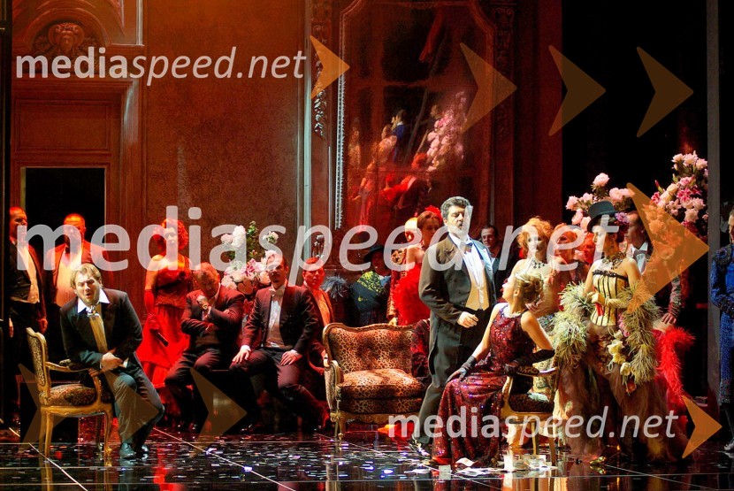 Marius Manea, Valentin Pivovarov, Sebastjan Čelofiga,
Roberto Servile, Lana Kos, Irena Petkova in zborLa Traviata, napoved premiere Verdijeve opere