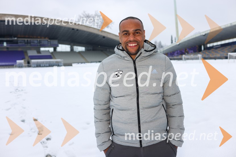  Marcos  Tavares, nogometaš, NK MariborMarcos Tavares, kapetan NK Maribor ob izidu knjige Legenda