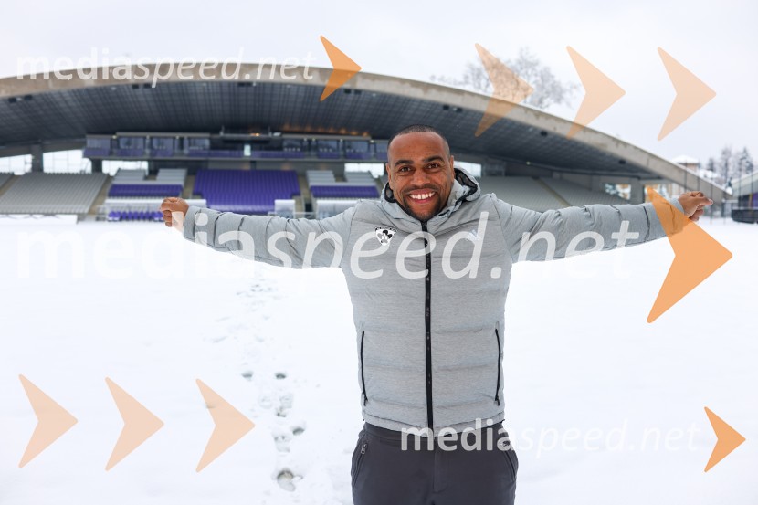  Marcos  Tavares, nogometaš, NK MariborMarcos Tavares, kapetan NK Maribor ob izidu knjige Legenda