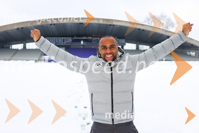  Marcos  Tavares, nogometaš, NK MariborMarcos Tavares, kapetan NK Maribor ob izidu knjige Legenda