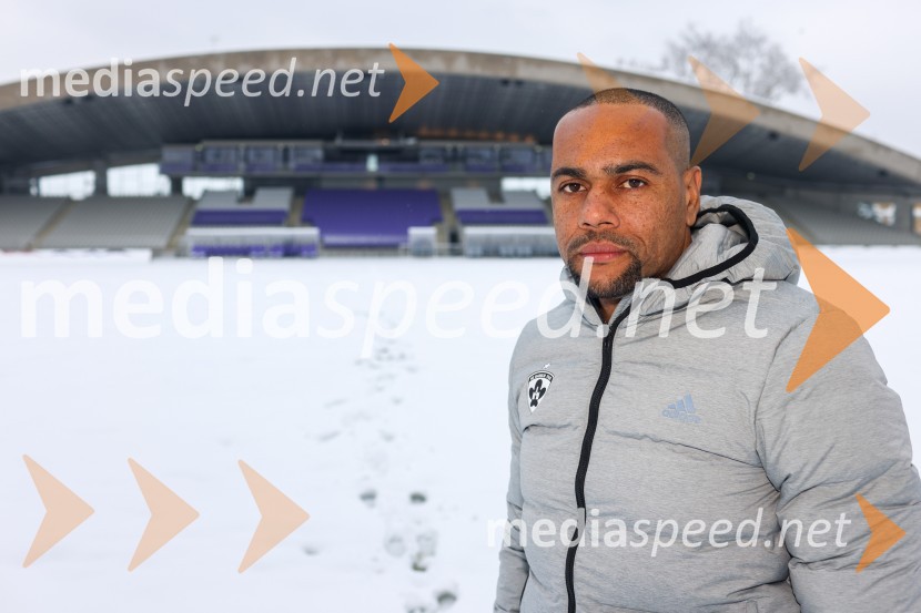  Marcos  Tavares, nogometaš, NK MariborMarcos Tavares, kapetan NK Maribor ob izidu knjige Legenda