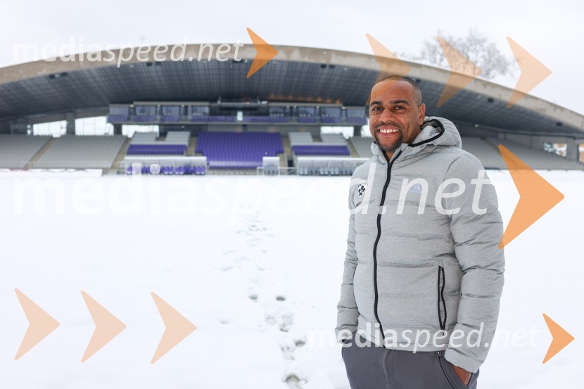  Marcos  Tavares, nogometaš, NK MariborMarcos Tavares, kapetan NK Maribor ob izidu knjige Legenda