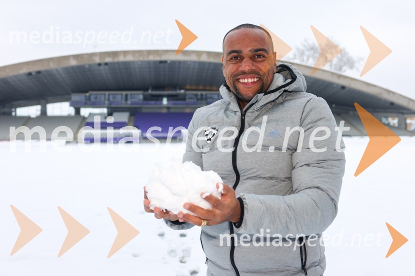  Marcos  Tavares, nogometaš, NK MariborMarcos Tavares, kapetan NK Maribor ob izidu knjige Legenda