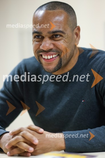  Marcos  Tavares, nogometaš, NK MariborMarcos Tavares, kapetan NK Maribor ob izidu knjige Legenda