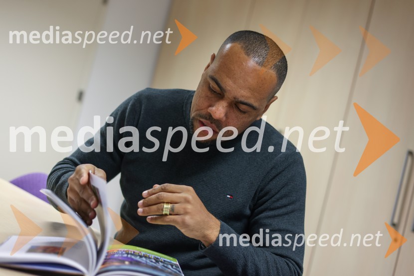  Marcos  Tavares, nogometaš, NK MariborMarcos Tavares, kapetan NK Maribor ob izidu knjige Legenda