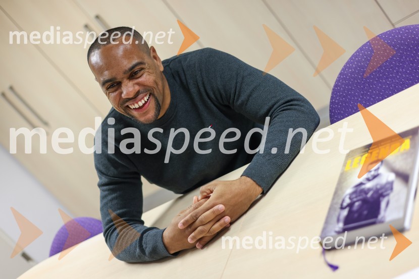  Marcos  Tavares, nogometaš, NK MariborMarcos Tavares, kapetan NK Maribor ob izidu knjige Legenda