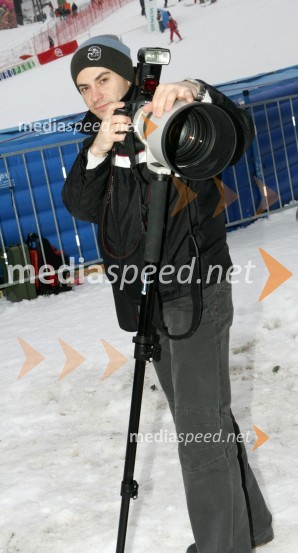 Jani Božič, urednik fotografije pri časniku Direkt
(odpovedan veleslalom)42. Zlata lisica