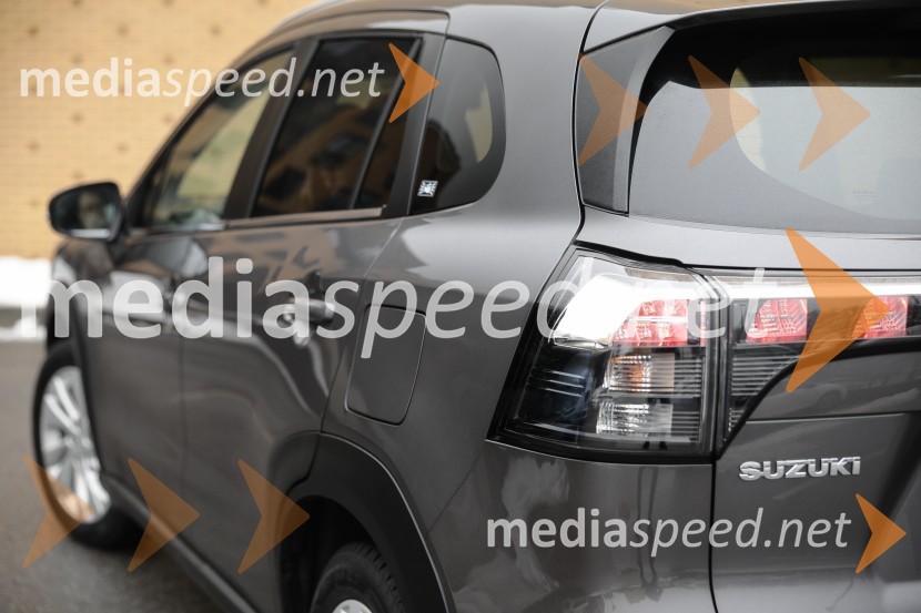 Suzuki S-CROSS, slovenska predstavitev