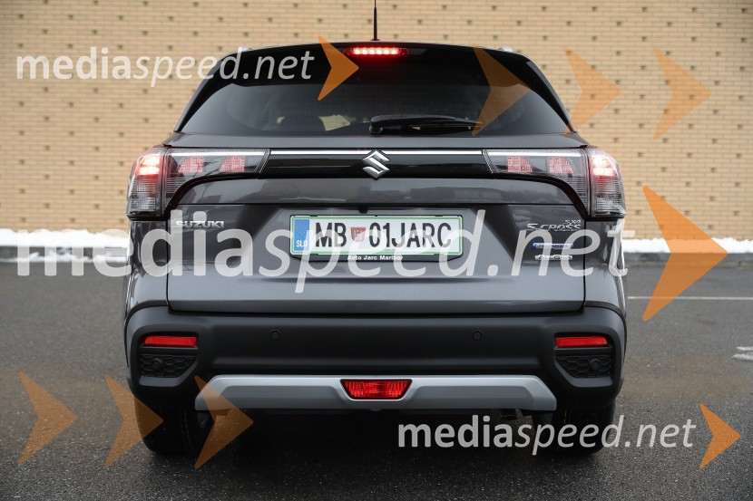 Suzuki S-CROSS, slovenska predstavitev