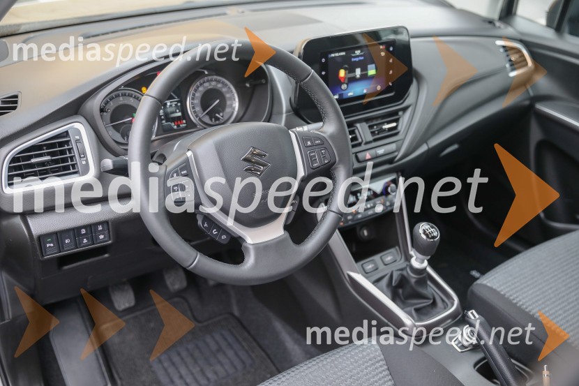 Suzuki S-CROSS, slovenska predstavitev