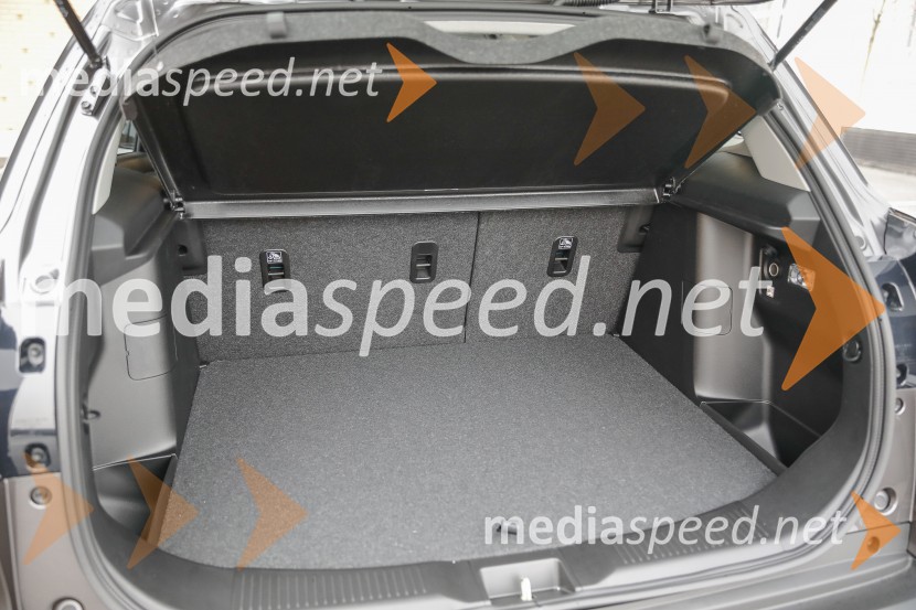 Suzuki S-CROSS, slovenska predstavitev