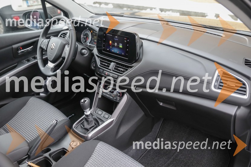 Suzuki S-CROSS, slovenska predstavitev