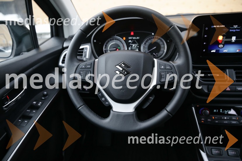 Suzuki S-CROSS, slovenska predstavitev