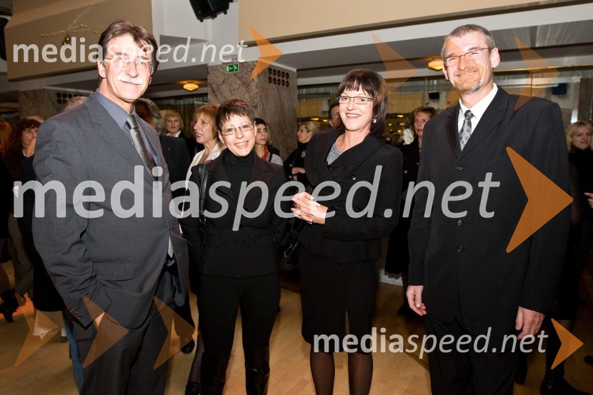 Jožko Čuk, nekdanji direktor Gospodarske zbornice Slovenije z ženo, Andrijana Starina Kosem, nadzornica Dela in ...Trend 2008, podelitev nagrad za modno in vizualno ustvarjalnost