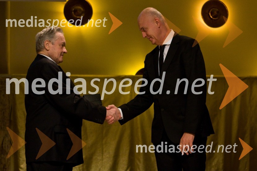 Jože Hudeček, novinar in Peter Gabrijelčič, dobitnik nagrade Trend 2008 za izjemne dosežke na področju vizualne kultureTrend 2008, podelitev nagrad za modno in vizualno ustvarjalnost