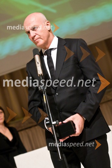 Peter Gabrijelčič, dobitnik nagrade Trend 2008 za izjemne dosežke na področju vizualne kultureTrend 2008, podelitev nagrad za modno in vizualno ustvarjalnost