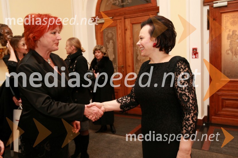Silvia Lippai, Društvo poslovnih žensk FMA in Barbara Miklič Türk, soproga predsednika RSDobrodelni koncert Društva poslovnih žensk FAM za film o Almi Karlin