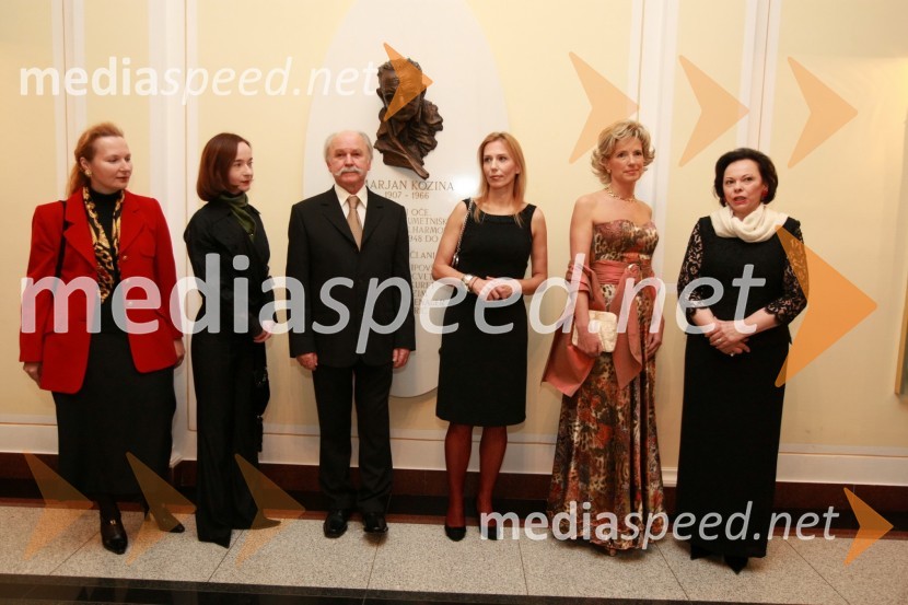 Dr. Marta Frelih, scenaristka in režiserka, Veronika Drolc, igralka, Rado Likon, producent, Vilma Štritof Čretnik, koscenaristka in dramaturginja filma o Almi Karlin, Aleša Kandus, predsednica uprave podjetja Medex in predsednica Društva poslovnih žensk FAM in Barbara Miklič Türk, soproga predsednika RSDobrodelni koncert Društva poslovnih žensk FAM za film o Almi Karlin