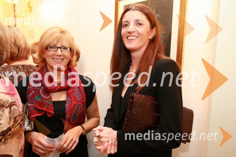 Majda Nahtigal, direktorica FRS Nahtigal d.o.o. in ...Dobrodelni koncert Društva poslovnih žensk FAM za film o Almi Karlin
