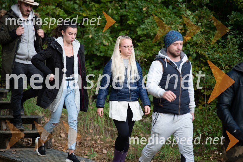  Lina Majcen , tekmovalka šova Kmetija 2021;  Polona Kranjc;  Ambrož Vahen KraljZmagovalec Kmetije 2021 je postal Tilen Brglez