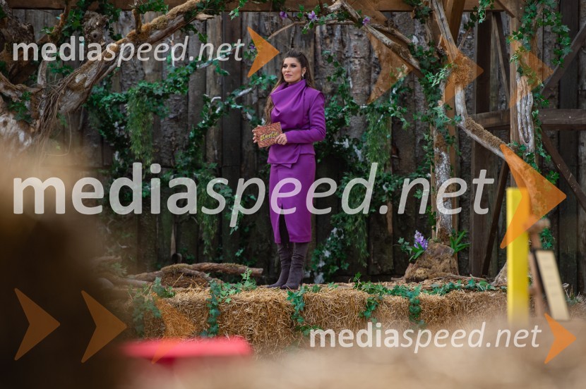  Natalija Bratkovič, radijska in TV moderatorkaZmagovalec Kmetije 2021 je postal Tilen Brglez