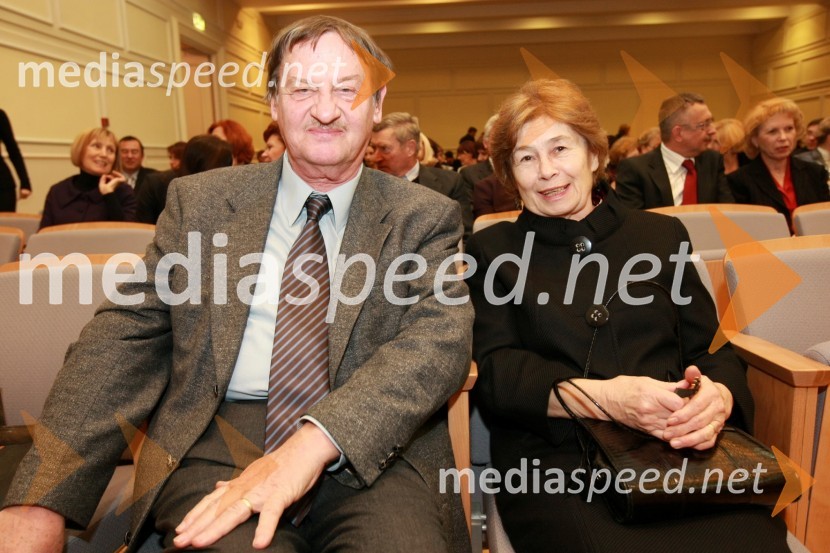 Dr. Tine Hribar, slovenski filozof in dr. Spomenka Hribar, publicistkaDobrodelni koncert Društva poslovnih žensk FAM za film o Almi Karlin