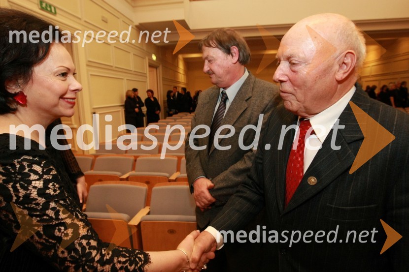 Barbara Miklič Türk, soproga predsednika RS,  dr. Tine Hribar, slovenski filozof in Aleš Mižigoj, nekdanji direktor podjetja MedexDobrodelni koncert Društva poslovnih žensk FAM za film o Almi Karlin