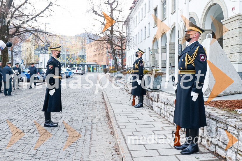 Odkritje spominskega obeležja braniteljem vojne za samostojno Slovenijo