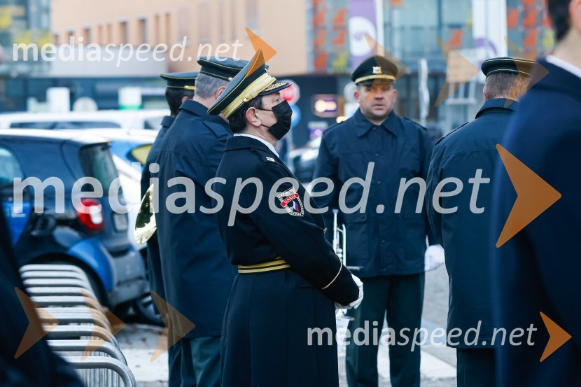 Odkritje spominskega obeležja braniteljem vojne za samostojno Slovenijo