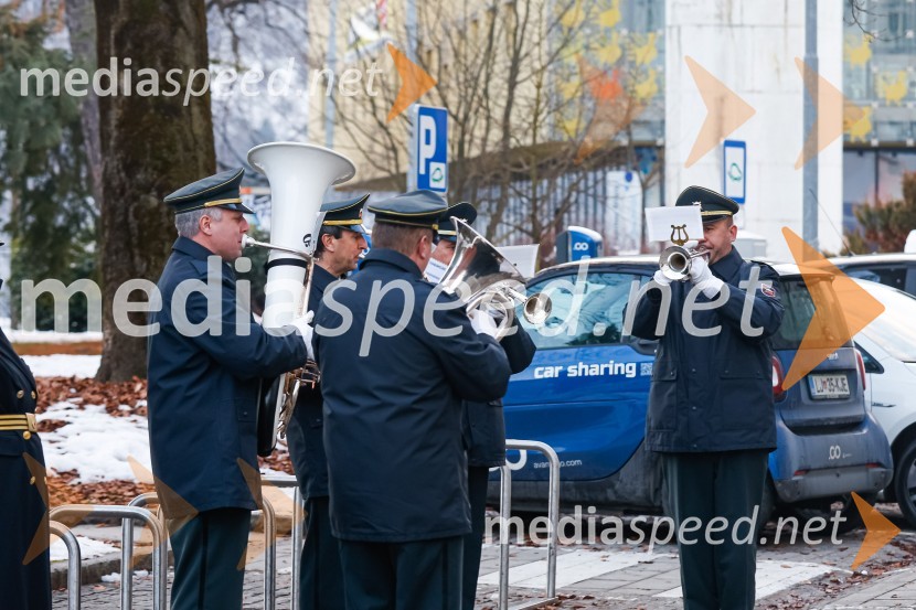 Odkritje spominskega obeležja braniteljem vojne za samostojno Slovenijo
