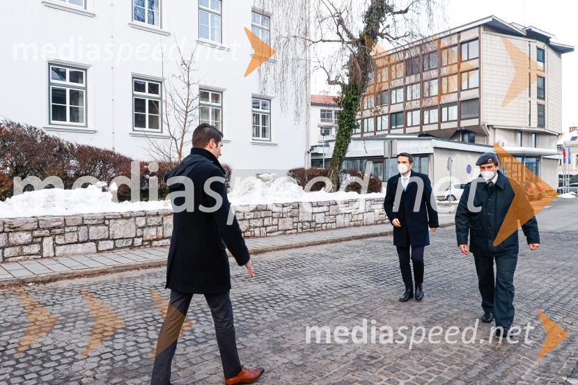 Odkritje spominskega obeležja braniteljem vojne za samostojno Slovenijo