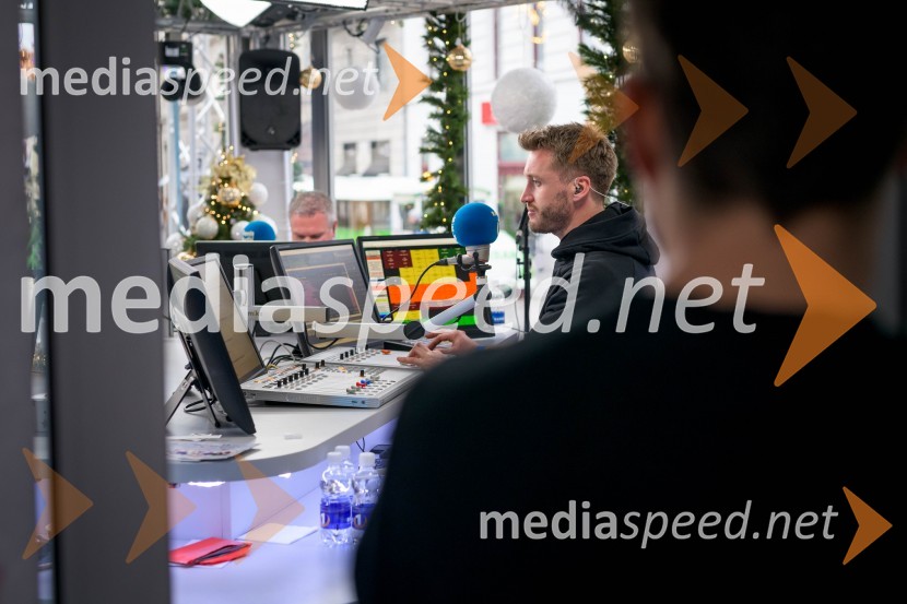  Denis Avdić, voditelj28-urni dobrodelni maraton Radia 1