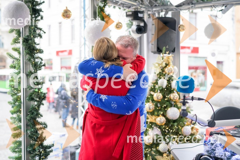  Ota Širca Roš, voditeljica;  Miha Deželak, radijski voditelj, humanitarec, Fatalni moški 202028-urni dobrodelni maraton Radia 1