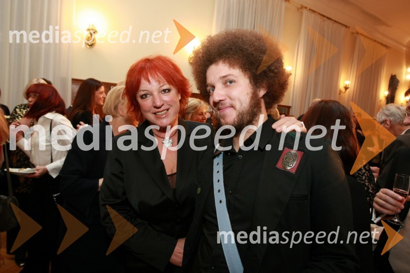 Silvia Lippai, Društvo poslovnih žensk FMA in Janez Dovč, harmonikašDobrodelni koncert Društva poslovnih žensk FAM za film o Almi Karlin