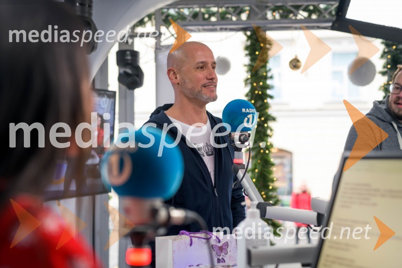  Peter Poles, televizijski voditelj28-urni dobrodelni maraton Radia 1