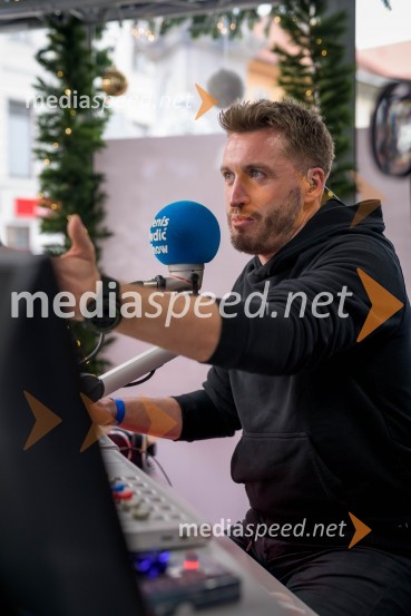  Denis Avdić, voditelj28-urni dobrodelni maraton Radia 1