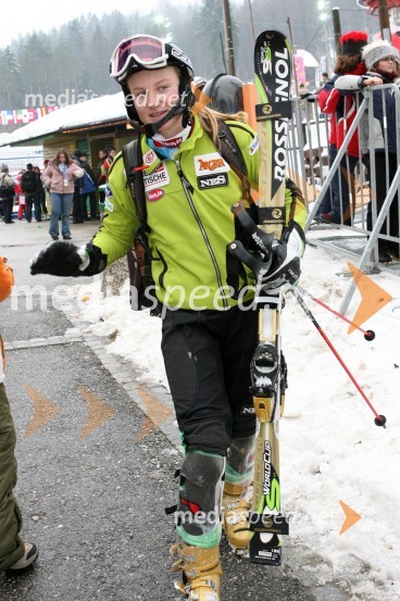 Smučarka Ana Drev, Slovenija
(odpovedan veleslalom)42. Zlata lisica