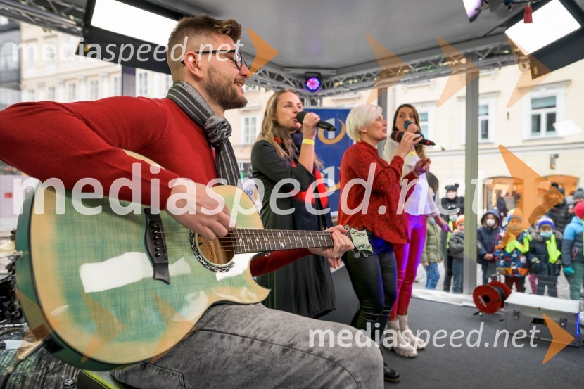  Jan Potrč, glasbenik;  Tinkara Fortuna, skupina Bepop;  Ana  Praznik, voditeljica oddaje, Delovna akcija;  Alenka  Husič, pevka, skupina Sopranos, skupina Bepop28-urni dobrodelni maraton Radia 1