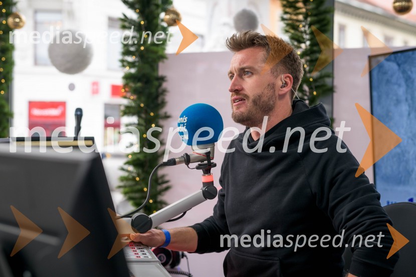  Denis Avdić, voditelj28-urni dobrodelni maraton Radia 1