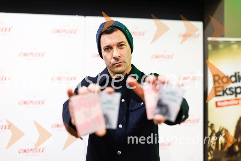  Klemen Bučan, radijski voditelj, stand-up komik, DJMatrica obuditev, premiera filma v Cineplexx Kranj