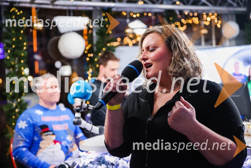  Ula Šegula, novinarka, Radio 128-urni dobrodelni maraton Radia 1