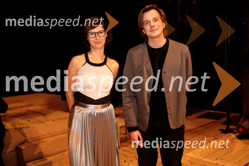  ... ;  Dorian Šilec Petek, režiser, scenograf in oblikovalec lučiJacques in njegov gospodar, premiera drame