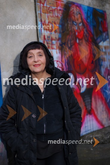  Jasna Klara Kozar , akademska slikarka, Galerija 3xJasna Klara Kozar, portret akademske slikarke